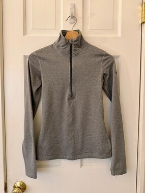 Nike Gray Quarter-Zip Pullover Hoodie